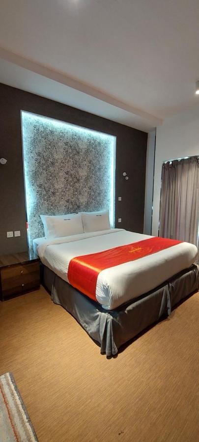 Eman House Aparthotel Salalah Exterior photo