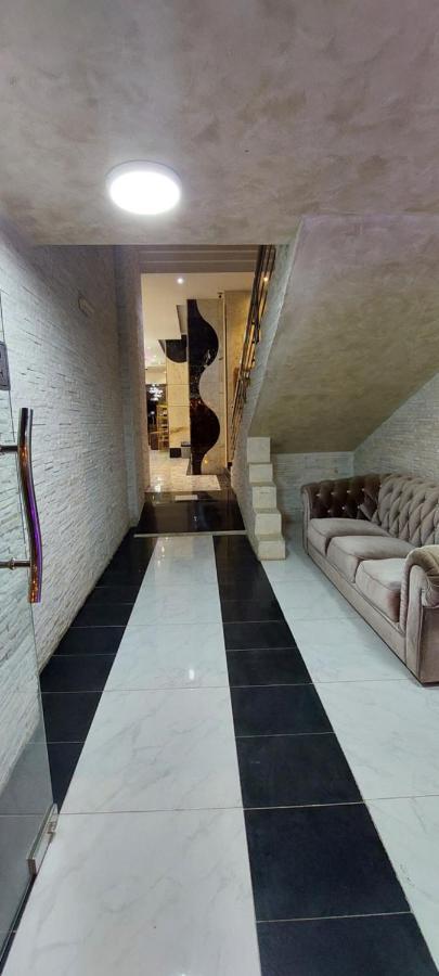 Eman House Aparthotel Salalah Exterior photo